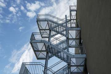 Tour d’escalier d’Étoy