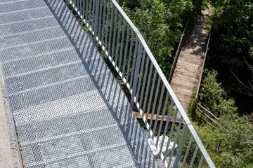 Passerelle de Jaun