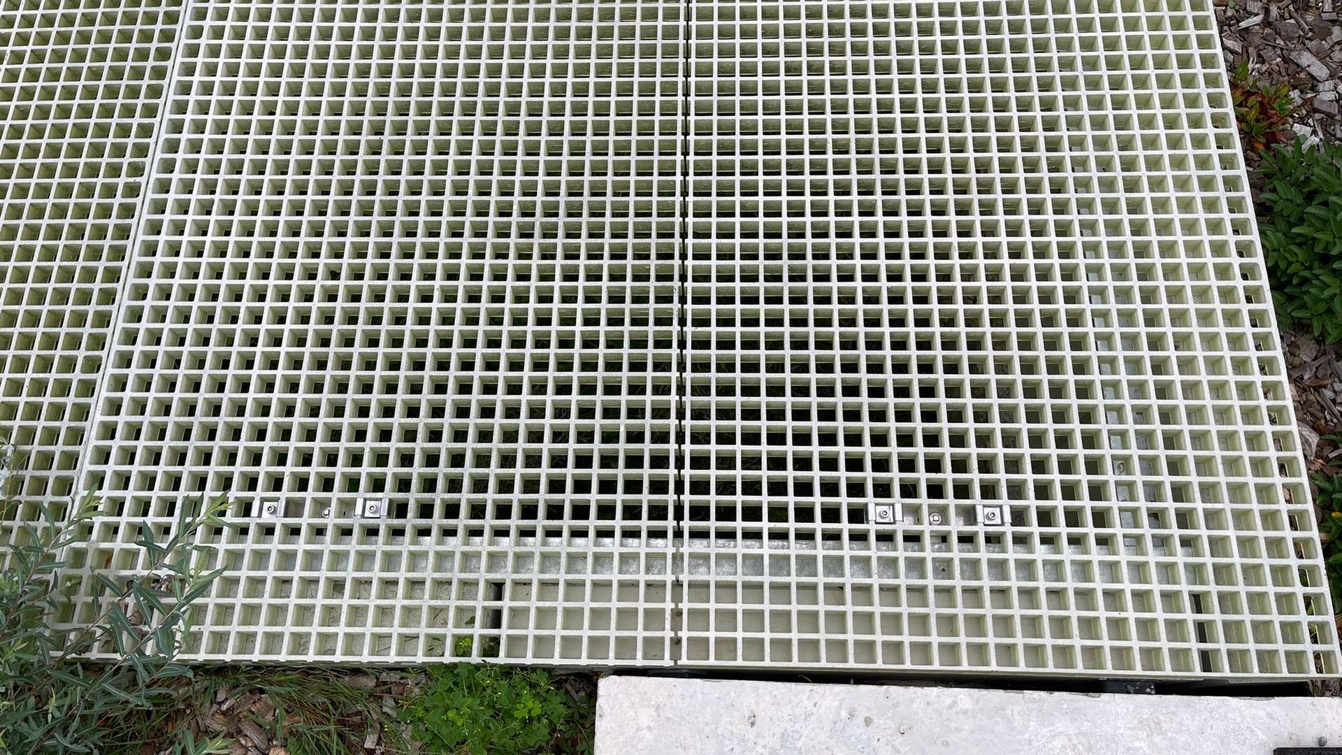 Caillebotis en PRV translucides