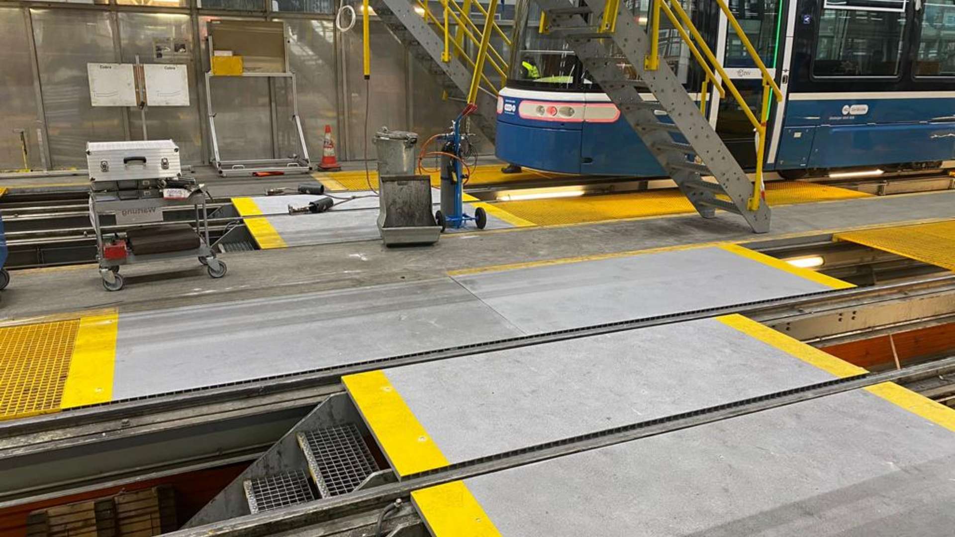 Sol en PRV dans le dépôt des trams