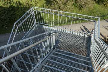 Tour d’escalier d’Étoy