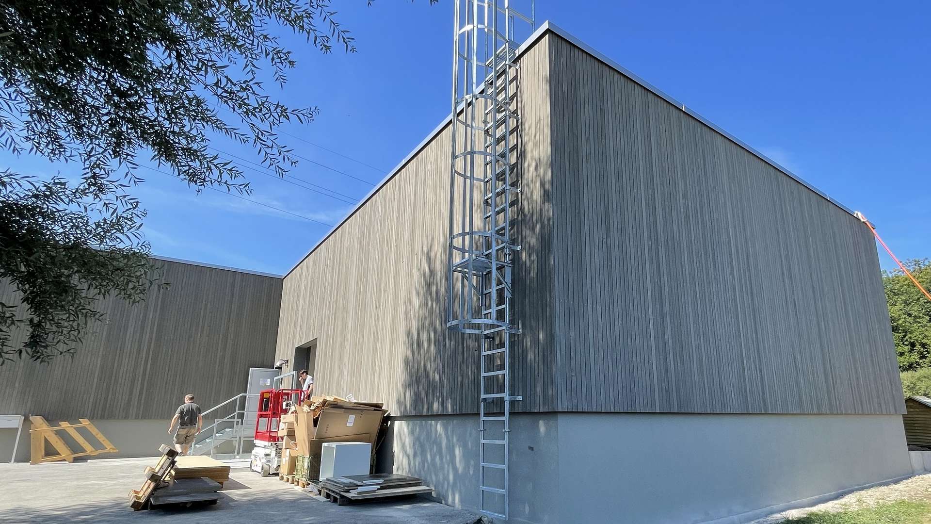 Échelles de sécurité autoportantes