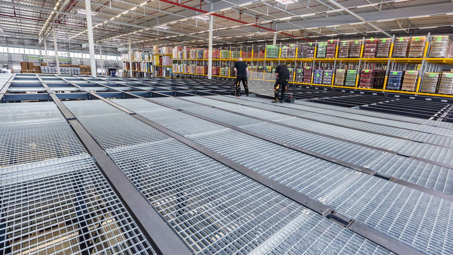 Grigliati per scaffalature in magazzini