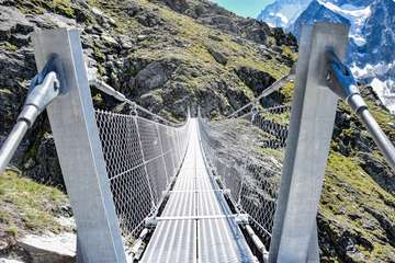 Pont suspendu de Tzina de Vio