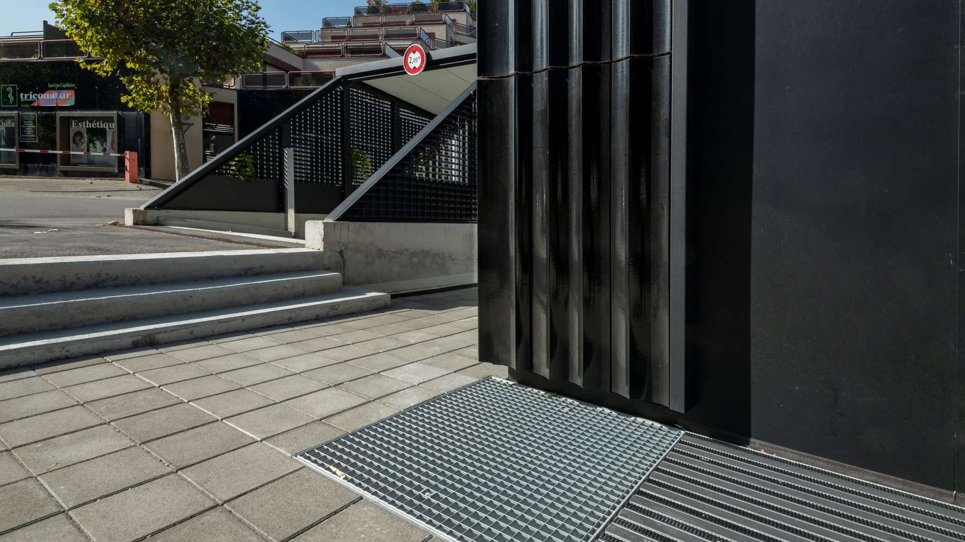 sprich_lamellenrost-fassade-martigny_2025_gallery_nr07