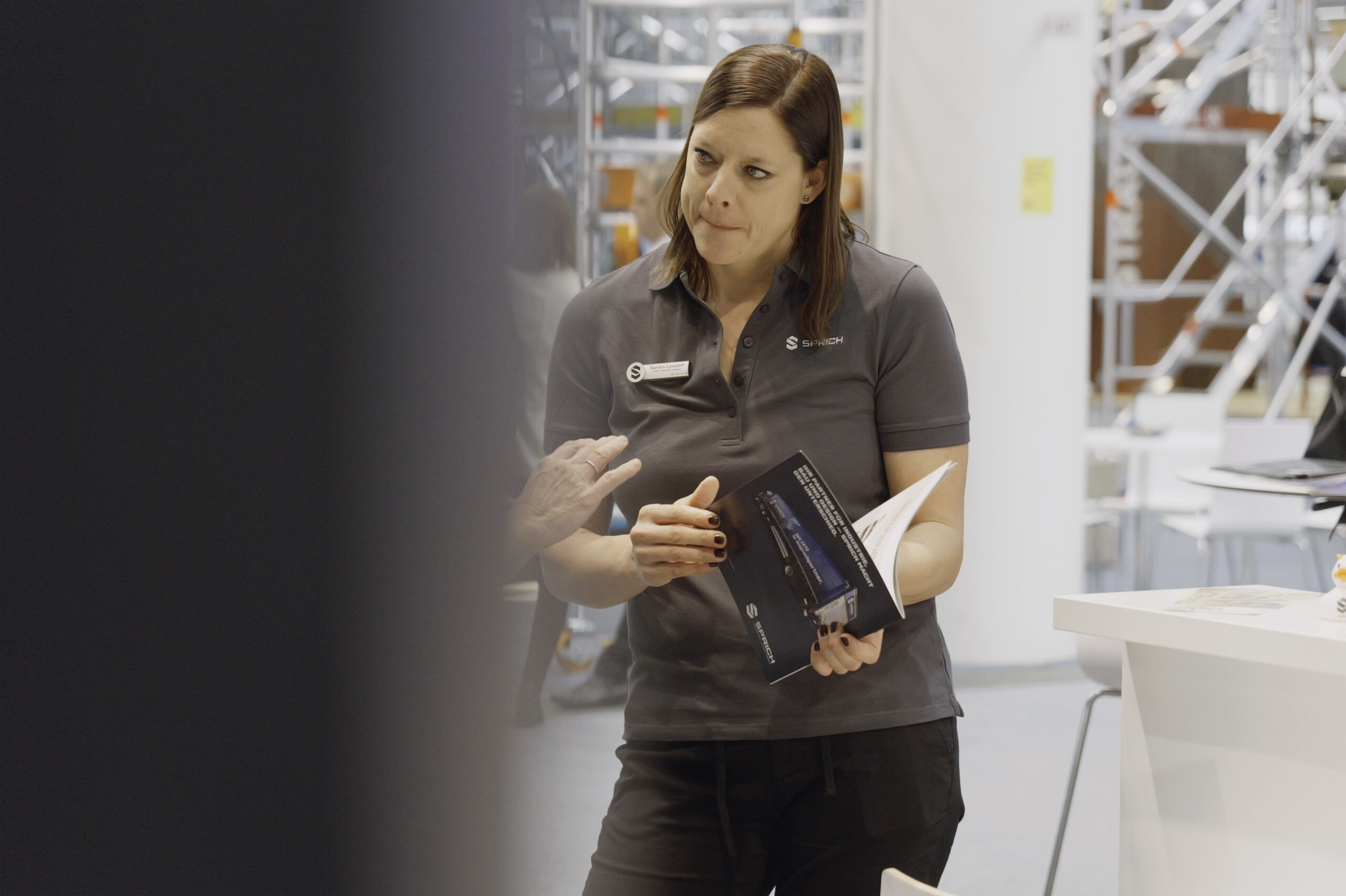 SPRICH_Swissbau26_Messestand (25)