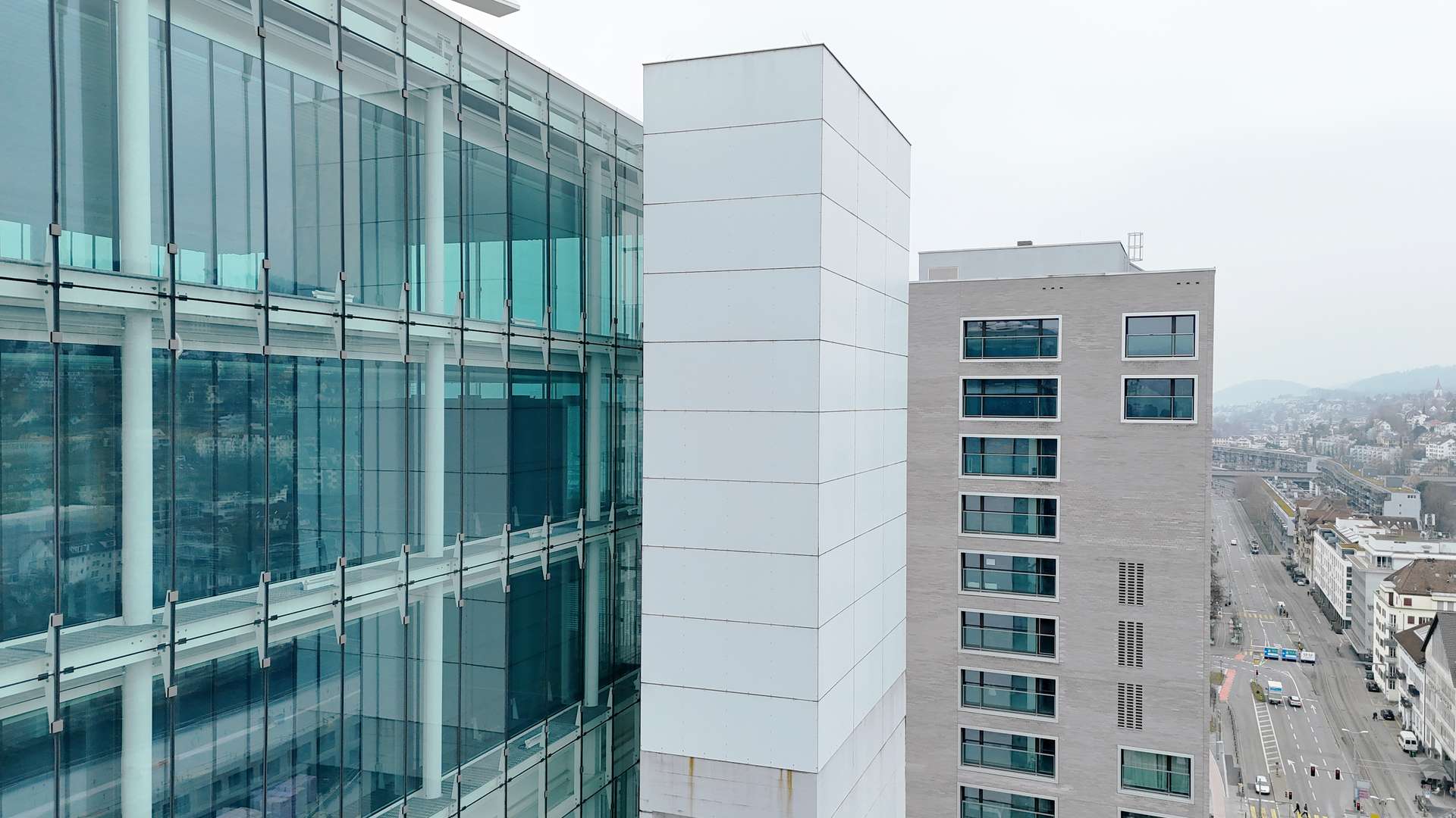 Blechprofilroste_Offshore_Treppenhaus (1)