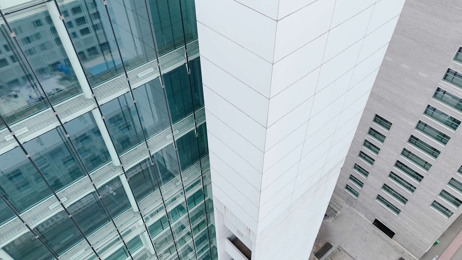 Blechprofilroste_Offshore_Treppenhaus (11)