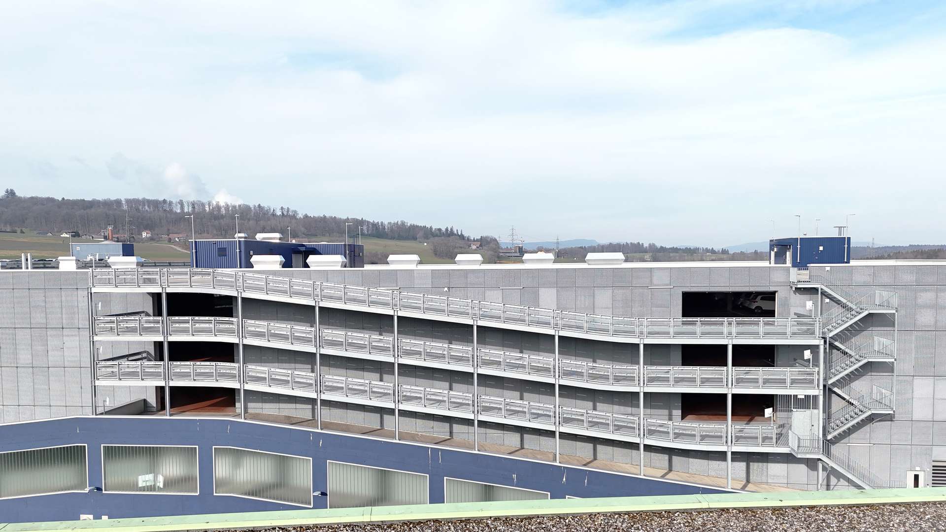 Lamellenroste_Fassade (5)