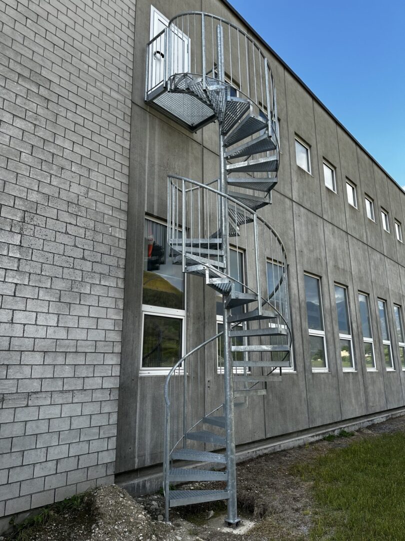 Spindeltreppe_Bossi 5