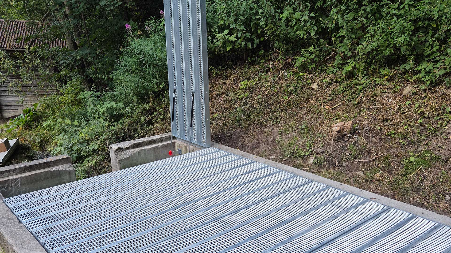 Blechprofilroste_Serrated-(4)_2