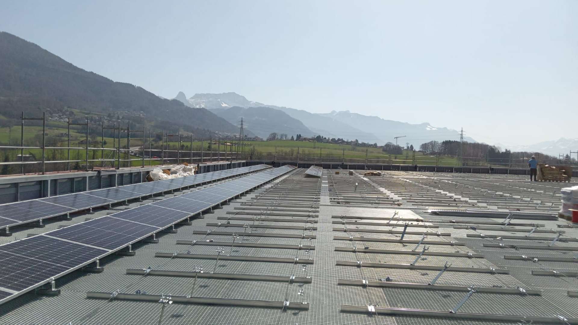 Pressroste_Adiwatt_Photovoltaikanlage (9)