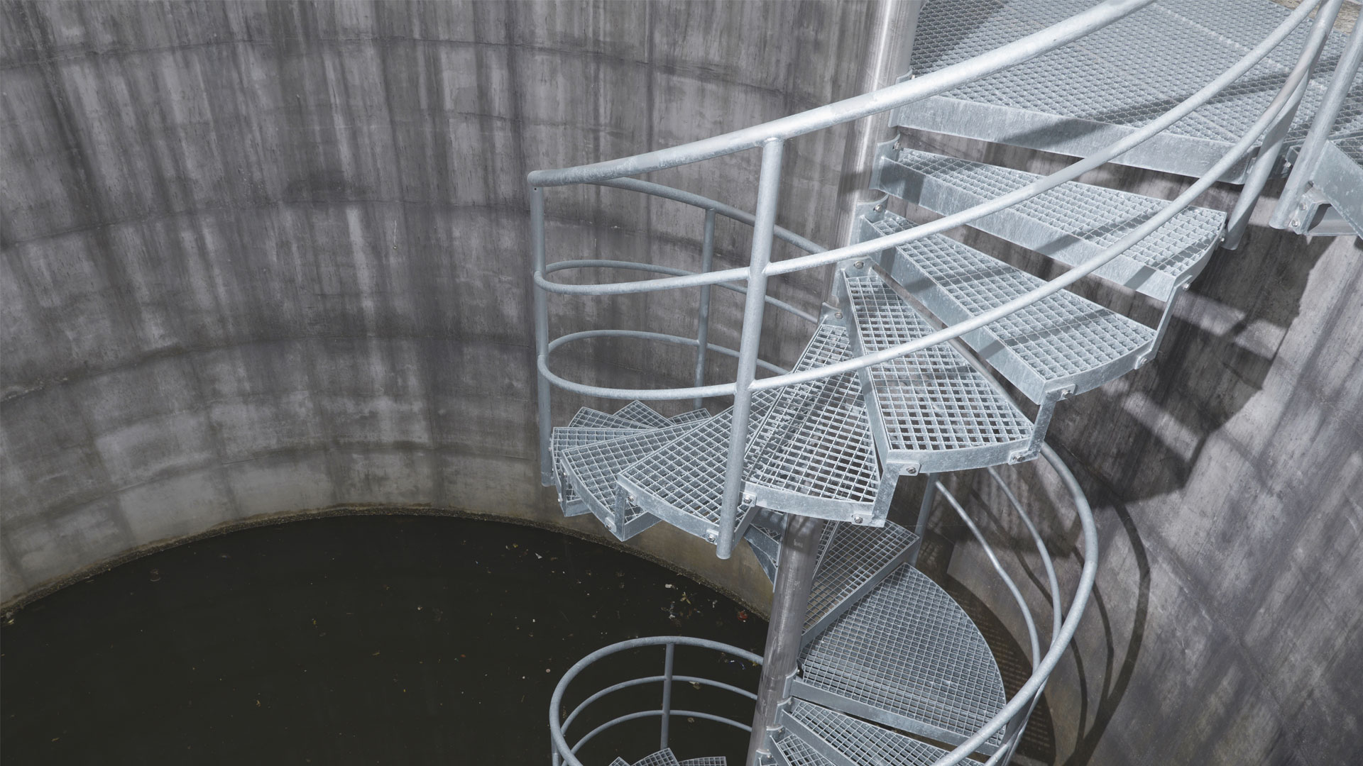 Spindeltreppe_Auffangbecke_ARA_Birmensdorf_Metallbauservice_4