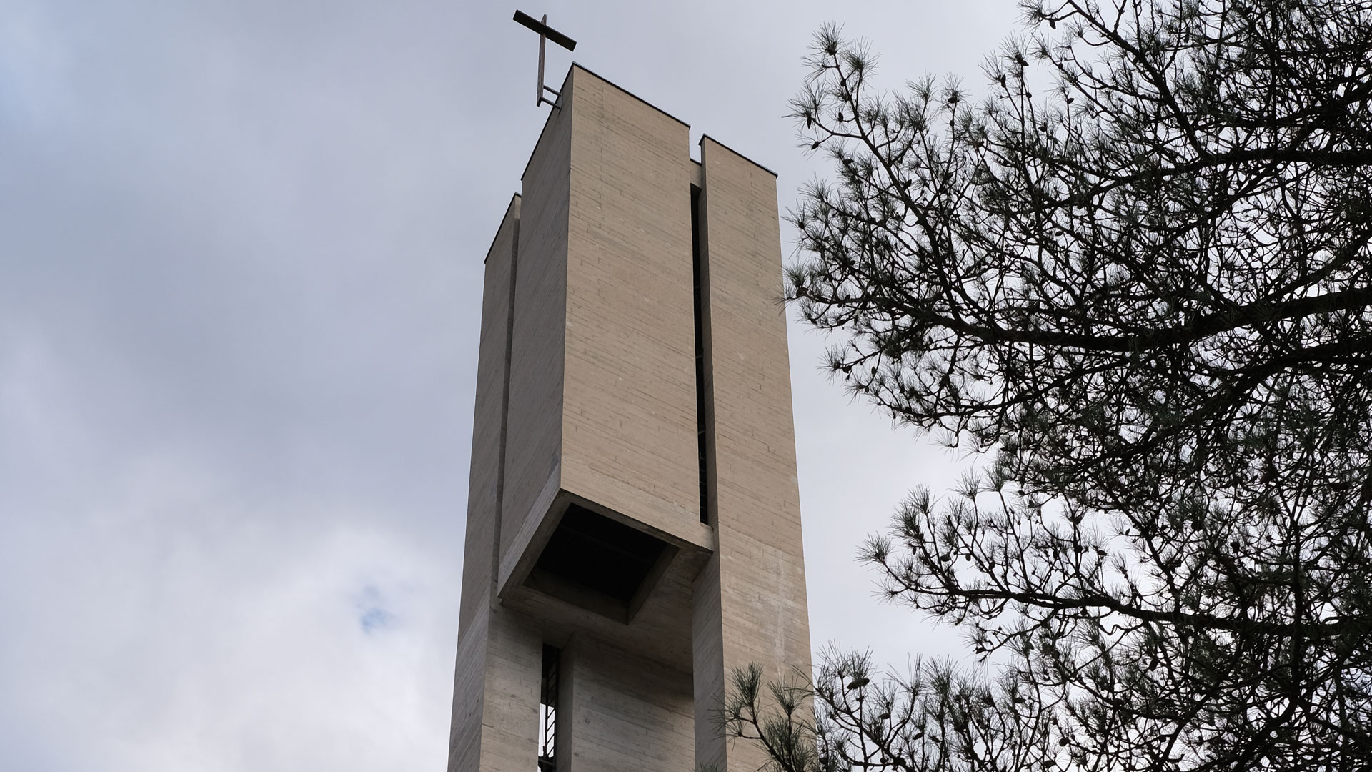 sprich_pressroste_gitterroste_kirchturm_moutier_gallery_2026_9